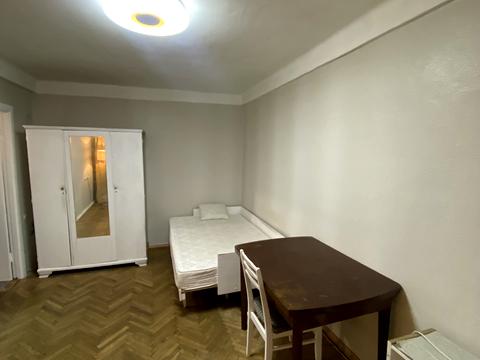 квартира за адресою Київ, Правобережна вул., 3