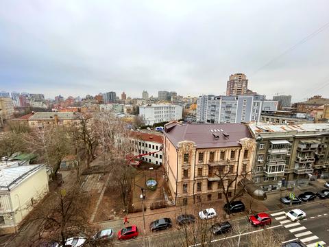 квартира за адресою Київ, Обсерваторна вул., 12-А