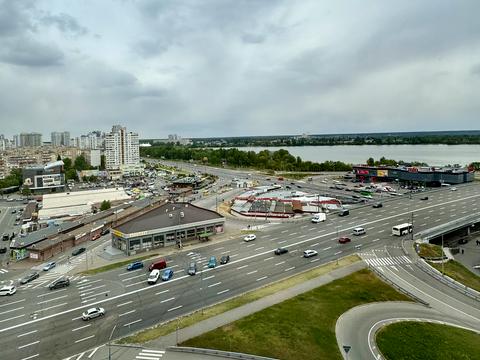 квартира по адресу Ревуцкого ул., 40-В