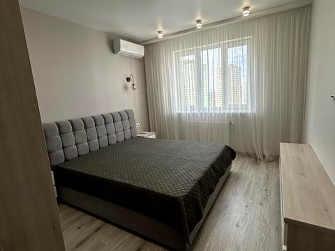 квартира за адресою Київ, Воскресенська вул., 18