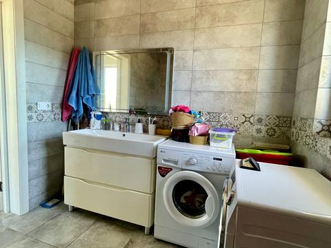 будинок за адресою Новоселів вул.