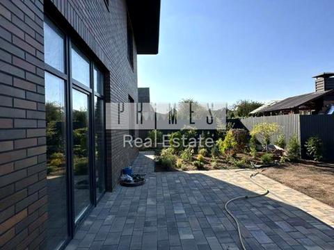 будинок за адресою Соборна вул. ()