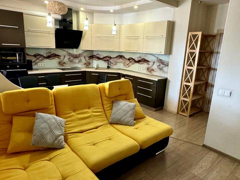 квартира по адресу Ревуцкого ул., 7-В