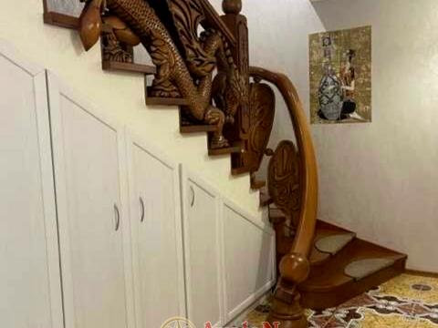 будинок за адресою лінія 48-та вул., 6