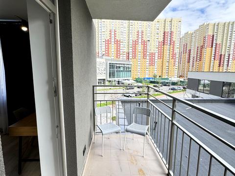 квартира по адресу Олександра Олеся ул., 5