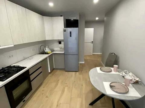 квартира за адресою Панаса Мирного вул., 25