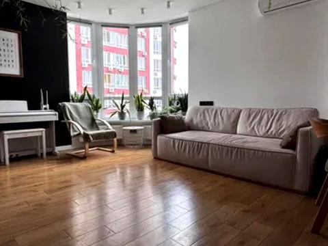 квартира за адресою Каховська вул., 62