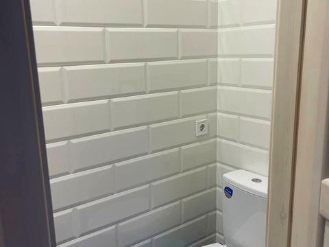 комерційна за адресою Подільська вул., 10