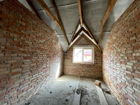 будинок за адресою 5-та Білогорська вул., 8