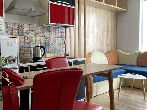 квартира по адресу Практичная ул., 4