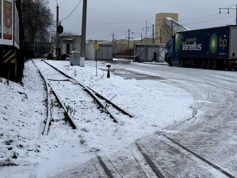 комерційна за адресою Тупикова вул., 1