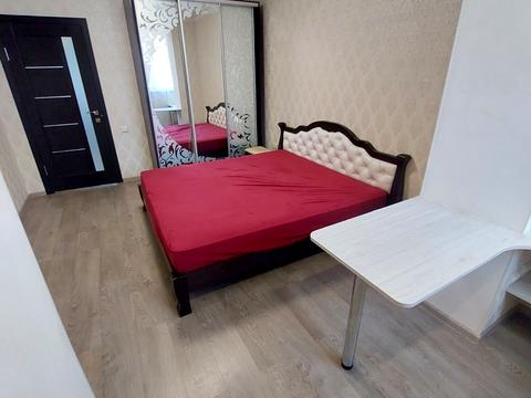 квартира за адресою Космонавтів вул., 128д