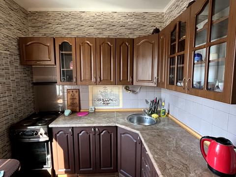 квартира за адресою Анни Ахматової вул., 4