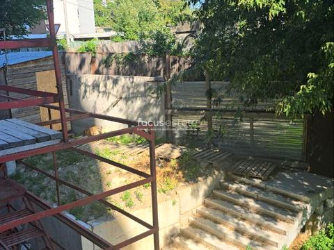комерційна за адресою Звіринецька вул., 70-А