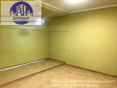 комерційна за адресою Тараса Шевченка вул., 25