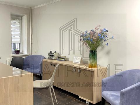 коммерческая по адресу Хорива ул., 34