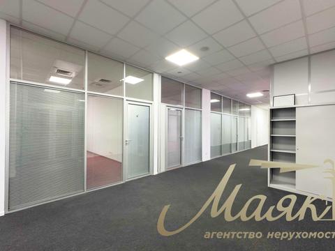 коммерческая по адресу Героїв Космосу ул., 4
