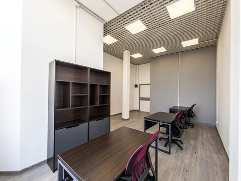комерційна за адресою Саксаганського вул., 121а