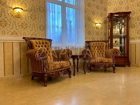 будинок за адресою Грушевського вул.