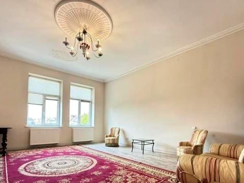 квартира по адресу Львов, Галицкая пл., 7