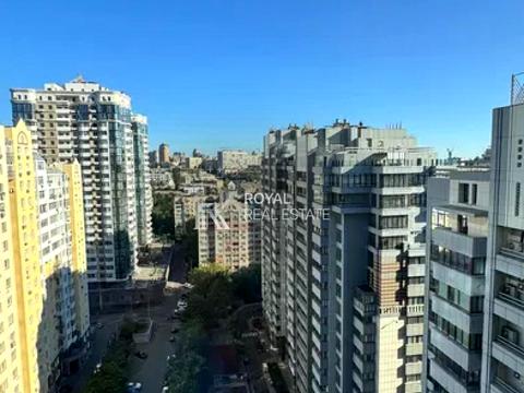 квартира за адресою Київ, Андрія Верхогляда вул. (Михайла Драгомирова), 4б