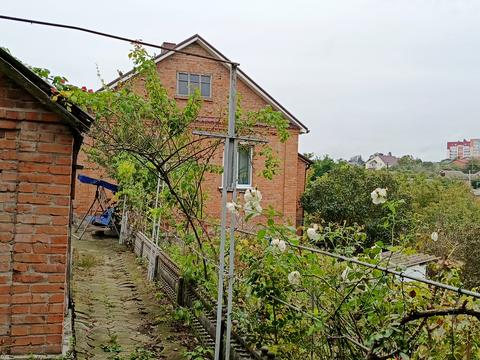 будинок за адресою Крутнів Яр вул., 2