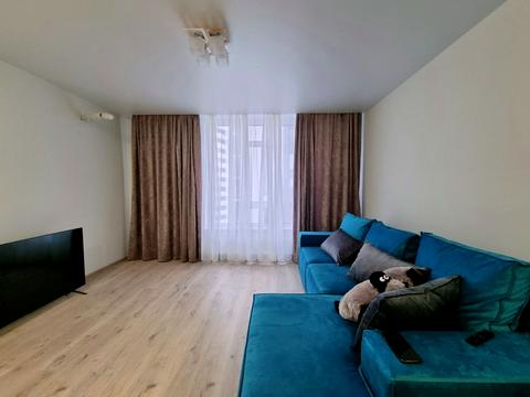 квартира за адресою Любомира Гузара просп. (Космонавта Комарова), 9-Б