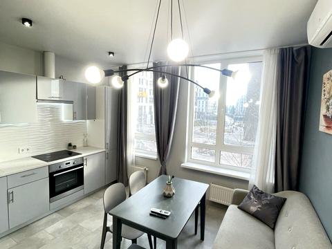 квартира по адресу Салютная ул., 2