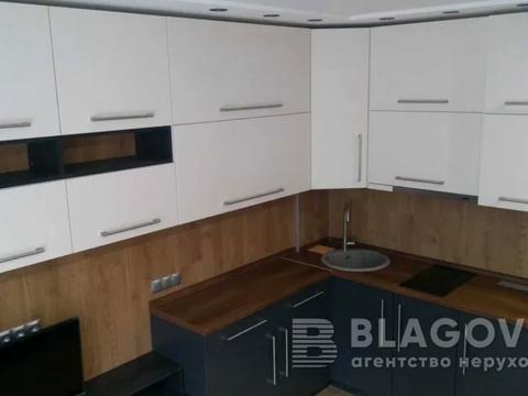 квартира за адресою Регенераторна вул., 4