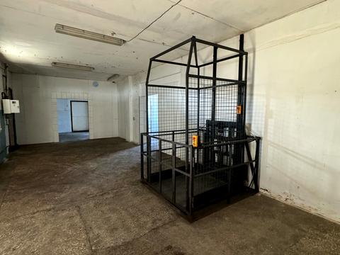 комерційна за адресою Хоменка вул., 15