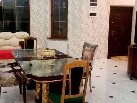 будинок за адресою Юхима Геллера вул. (Жовтневої Революції), 2