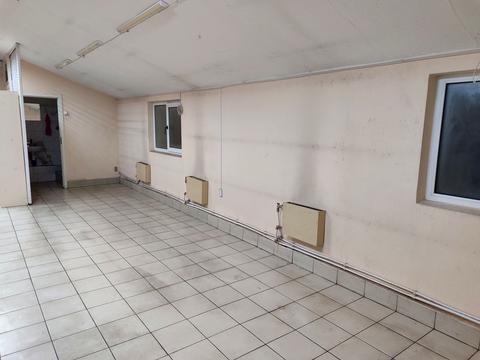 комерційна за адресою Валерія Лобановського просп. (Червонозоряний), 38