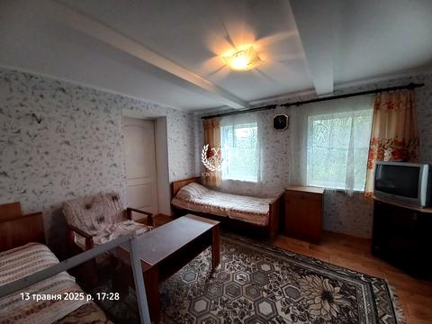 будинок за адресою Лугова