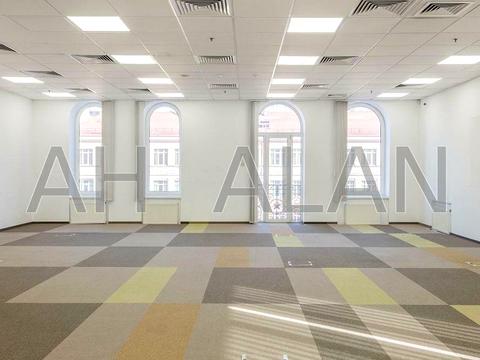 комерційна за адресою Київ, Жилянська вул., 75