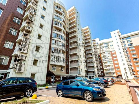 комерційна за адресою Київ, Антоновича вул. (Горького), 131