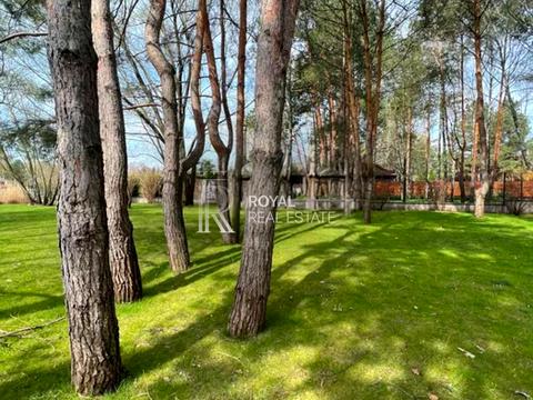 будинок за адресою зоряний провулок, 1