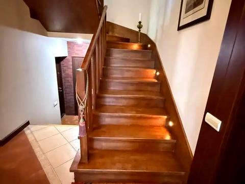 будинок за адресою Кленова