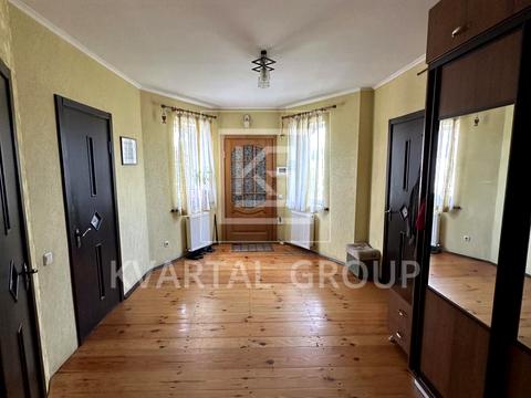 дом по адресу Жовтнева