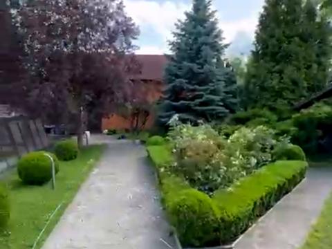 дом по адресу Космічна