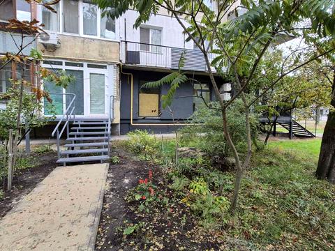 комерційна за адресою Лісовий просп., 11