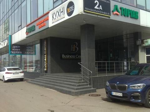 комерційна за адресою Новокостянтинівська вул., 2-А