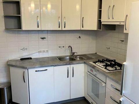 квартира за адресою Князя Романа Мстиславича вул. (Генерала Жмаченка), 8