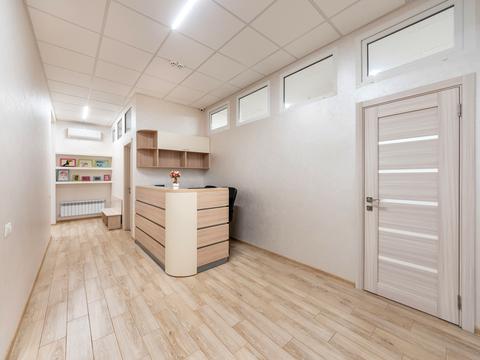 комерційна за адресою Перемишльська вул. (Червонопільська), 2-Г