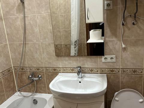 квартира за адресою Середня вул., 23