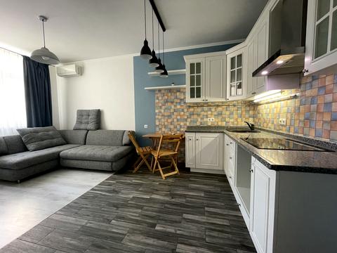 квартира за адресою Сім'ї Кульженків вул. (Петра Дегтяренка), 35