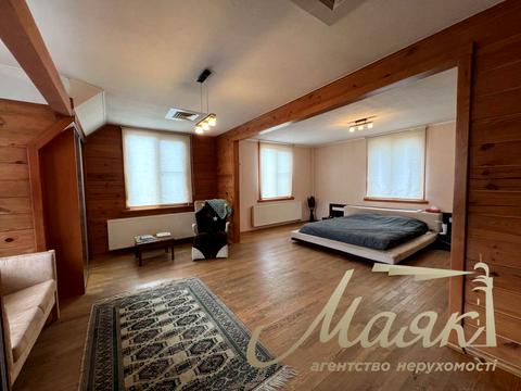 будинок за адресою миколи леонтовича