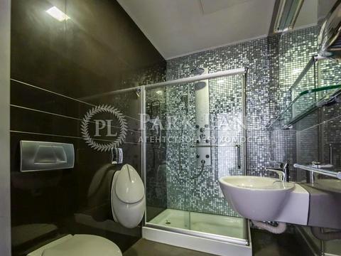 комерційна за адресою Саксаганського вул., 67-А