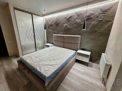 квартира за адресою Михайла Максимовича, 24В