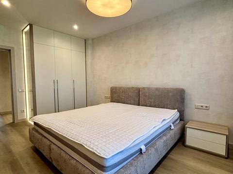 квартира по адресу Олександра Олеся ул., 7
