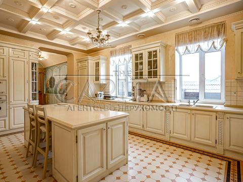 будинок за адресою Каштанова, 3